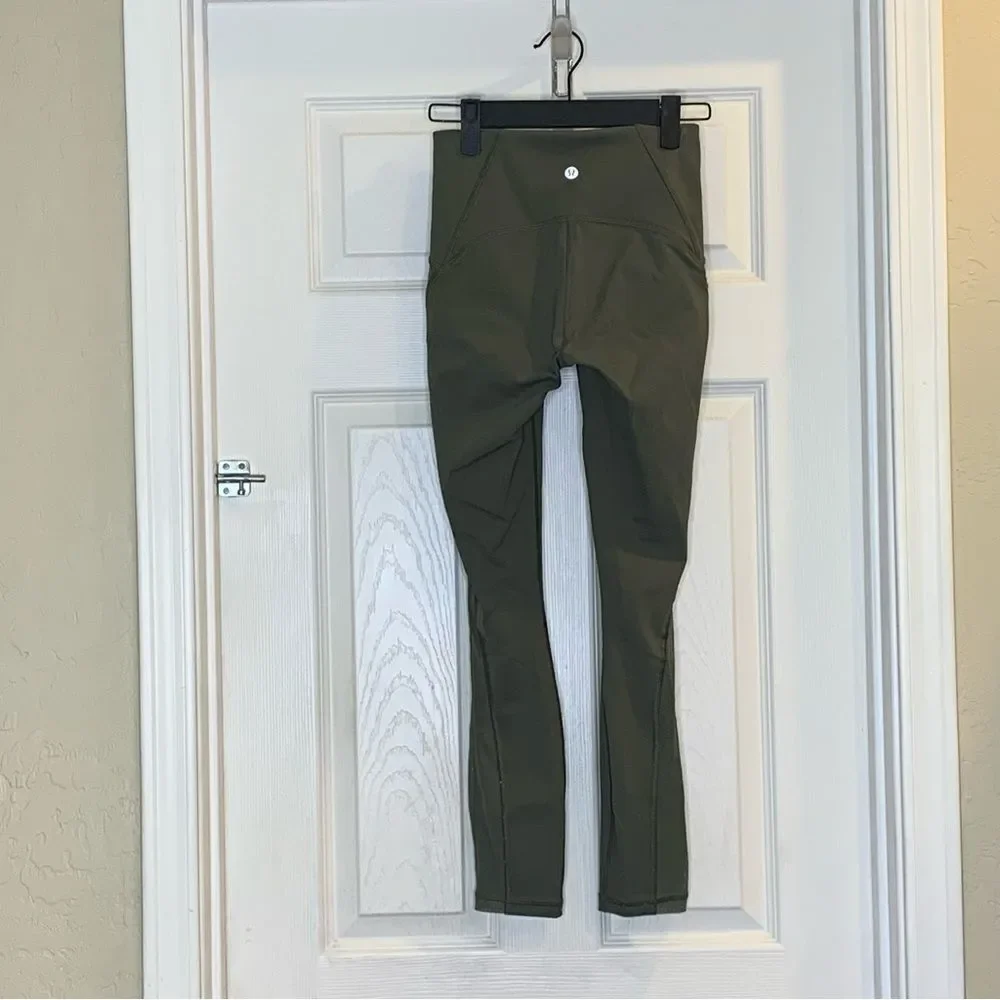 Lululemon Train Times 7/8 Pant (25